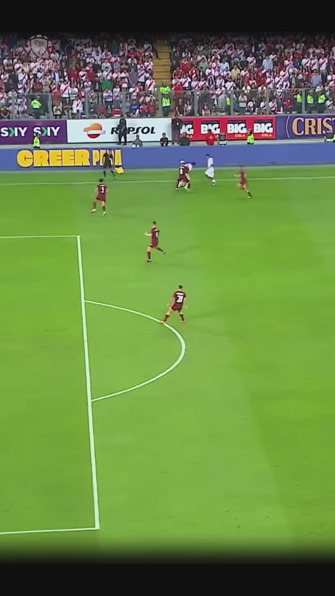 ¡Golazo de #!Perú 🇵🇪 #CreeEnGrande #EliminatoriasSudamericanas