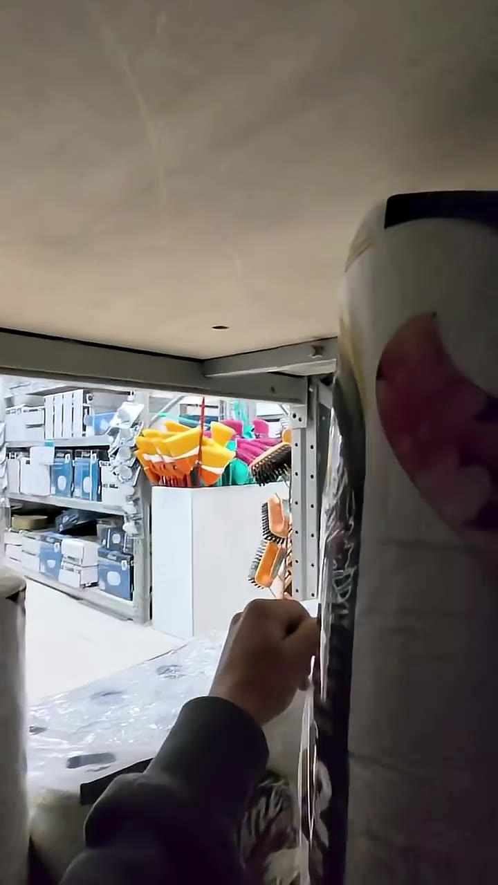 Auxiliooooooo #shorts #pov #prank