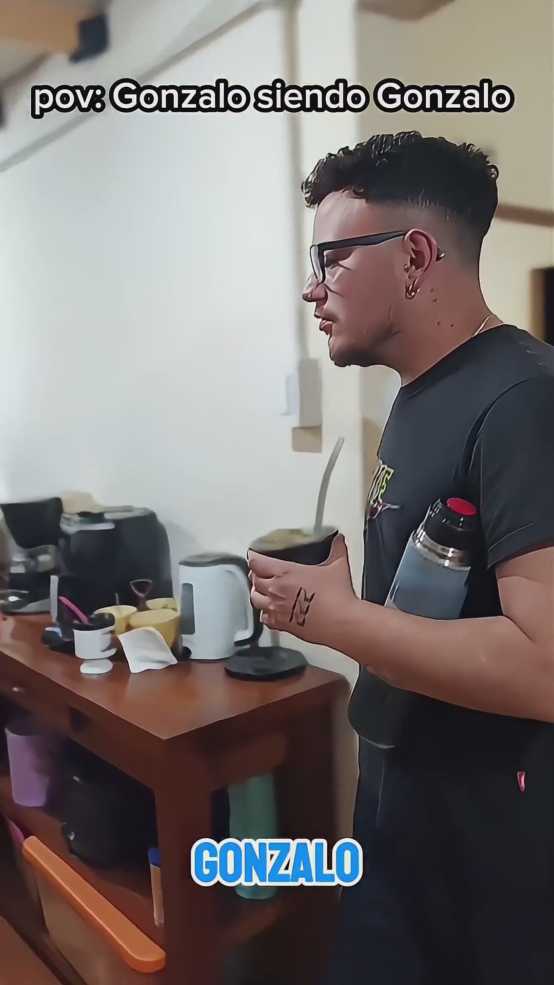 pov: Gonzalo siendo Gonzalo 😂🧉🗣️#humor #comedia #compañero #trabajo