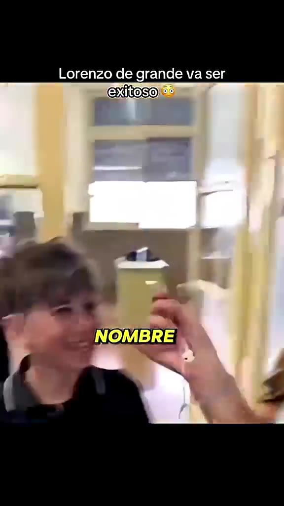 La definición exacta de tener aura infinita #memes #humor #memeshorts