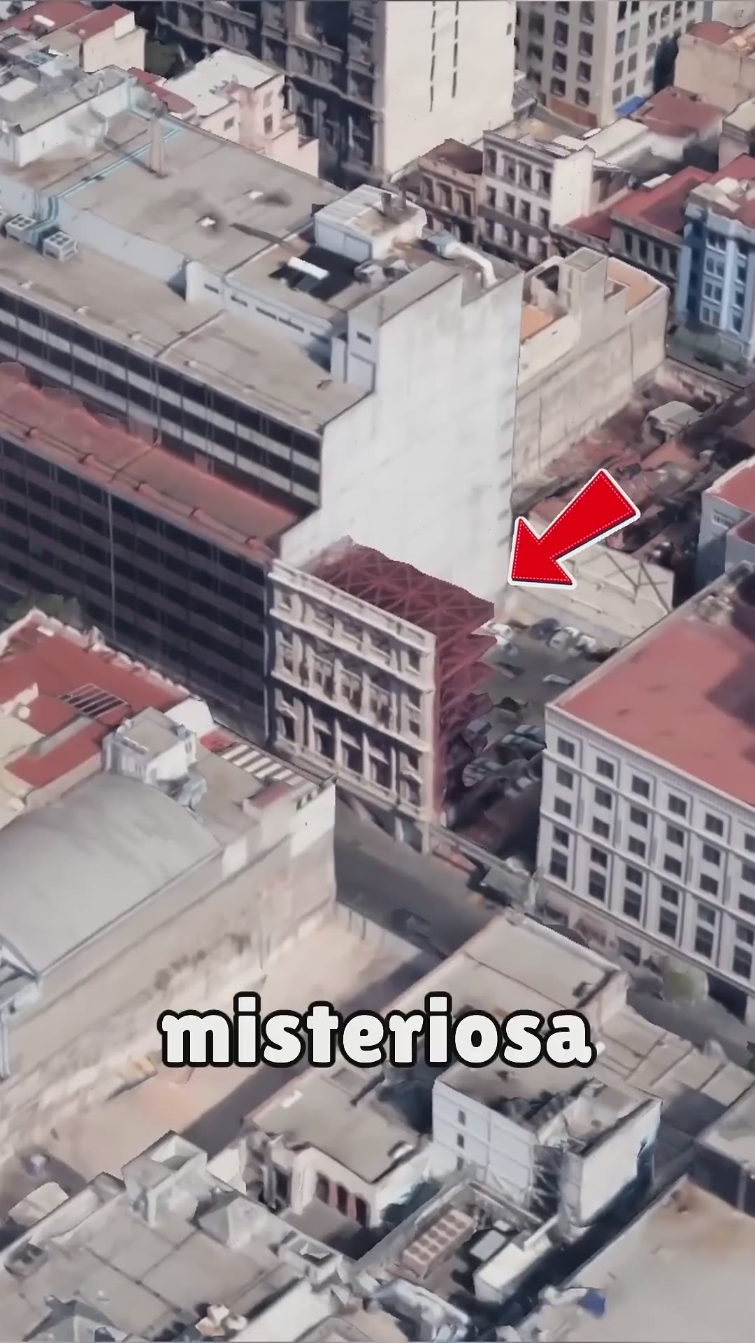 Esta fachada NO TIENE EDIFICIO. 🤔 #viajes #curioso #arquitectura