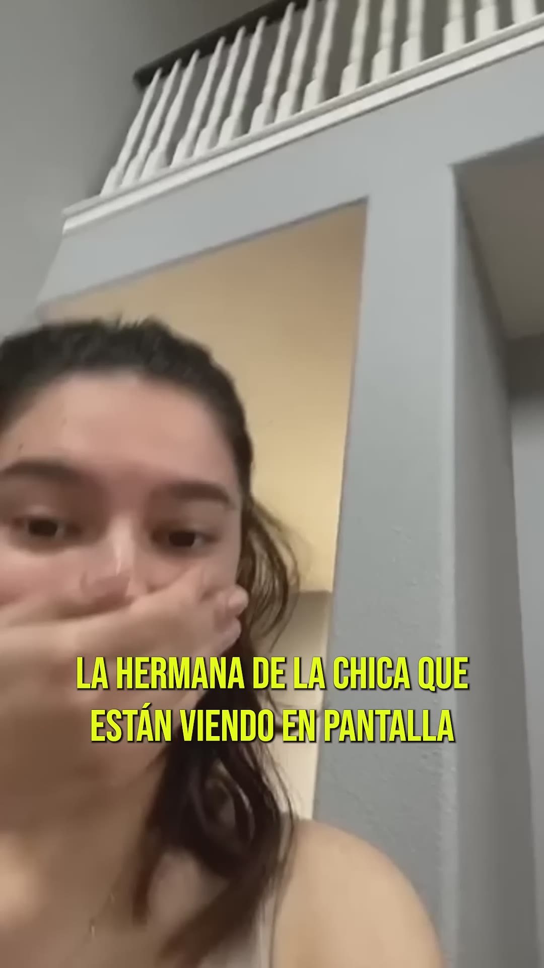 Ella se cayó a través del techo #paranormal #terrorymisterio #miedo #aterrador