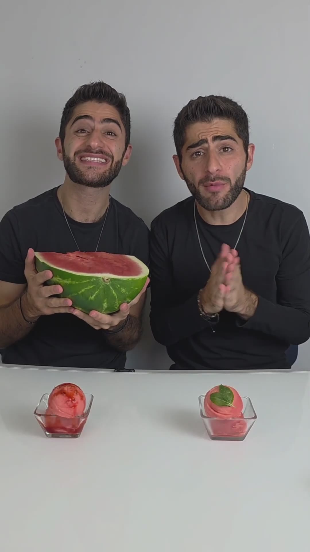 Helado de Sandía con 3 ingredientes 🍨🍉🤤 #sisomosgemelos #recetas #recetasfaciles #Sandia