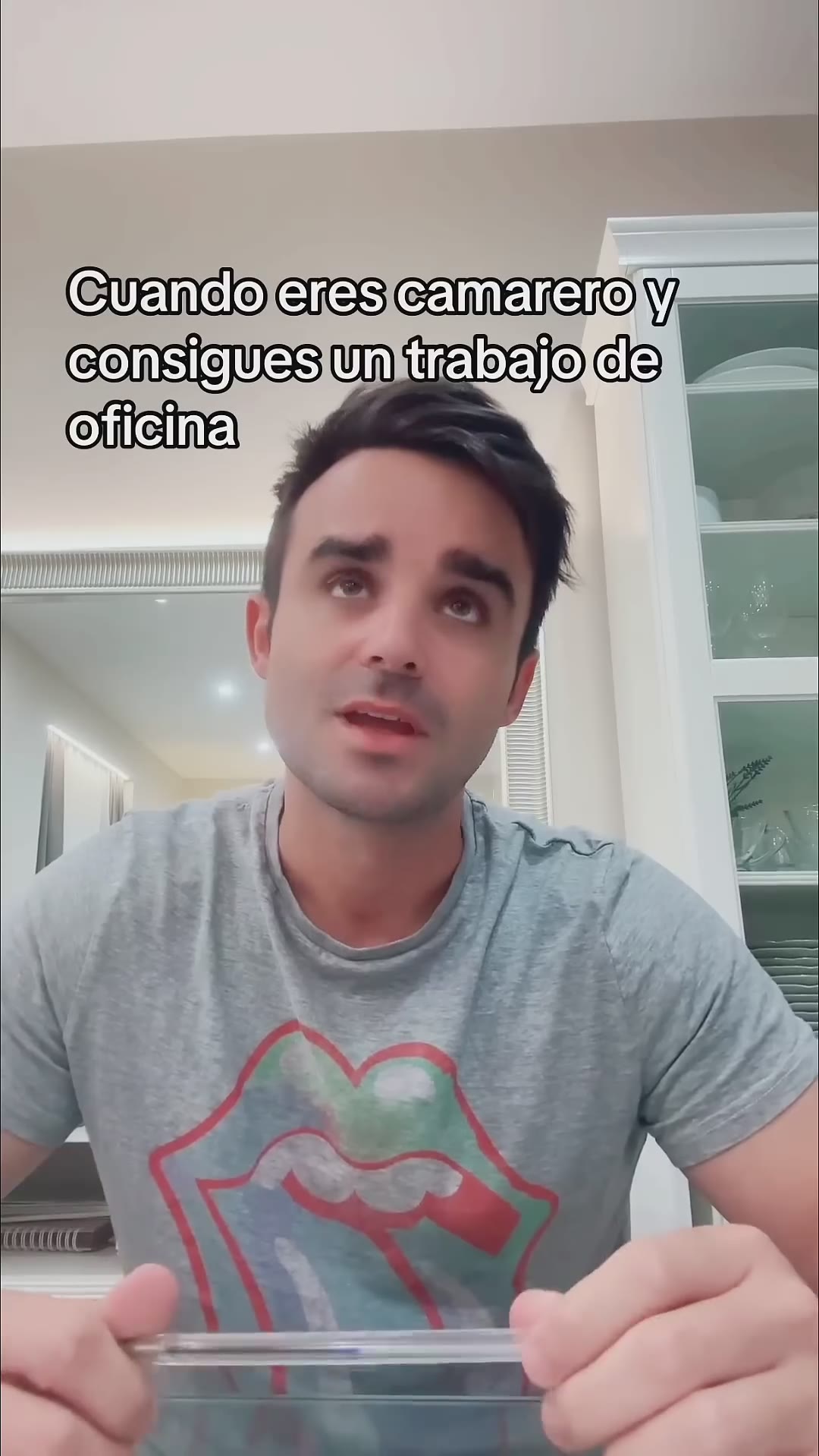 Eres camarero y consigues trabajo de oficina 🥹🤣 #humor #camareros