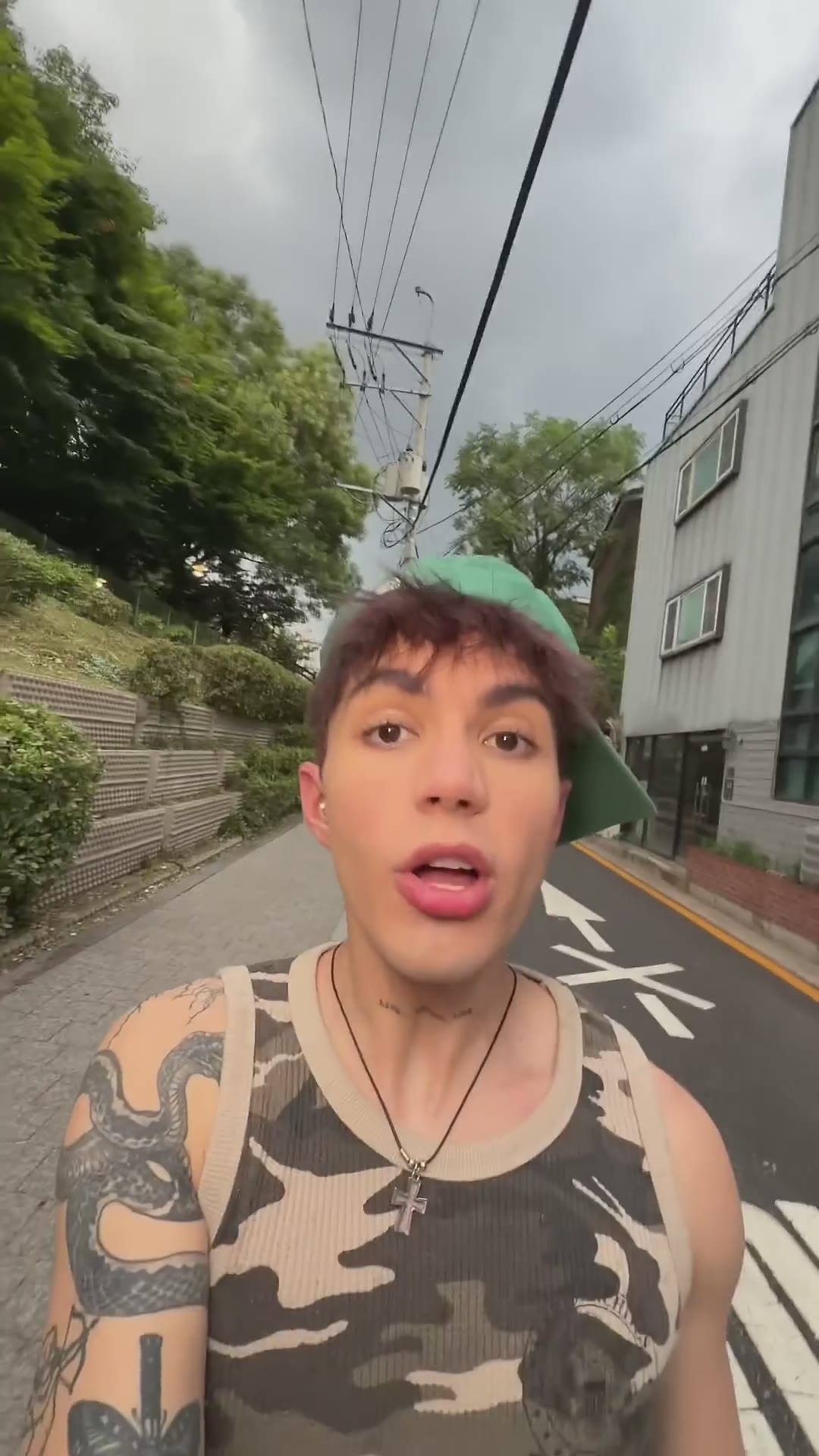 Fui a los lugares que se hicieron las fotos para el álbum Green de Cortis 💚😍 #cortis