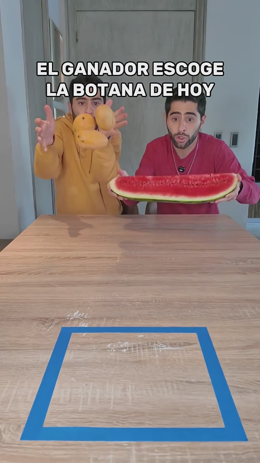 Juego para Escoger la Botana 🥭🍉😱 #sisomosgemelos #juegos #recetas #challenge #retos