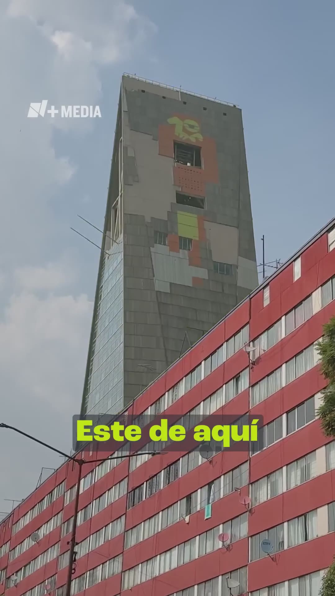 La torre de CDMX que esconde un carillón a 125 metros