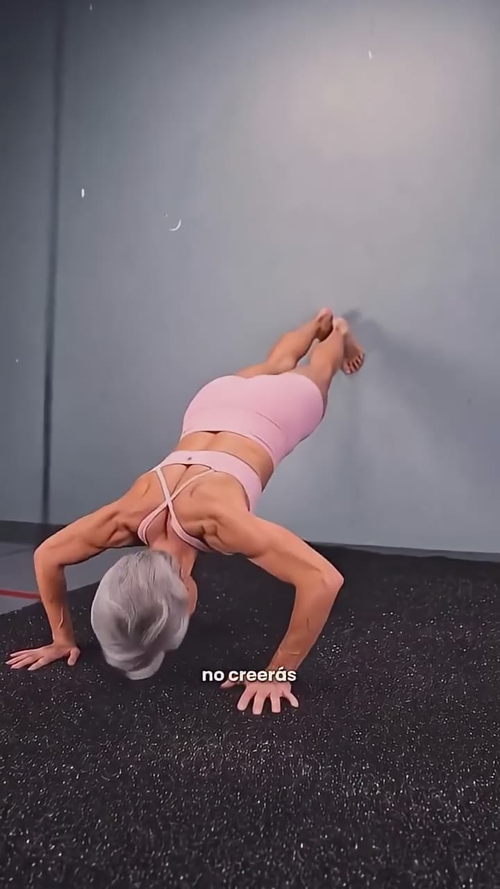Calistenia para mujeres +50: ejercicios para ganar fuerza y músculo en casa 💪🏻 #calistenia