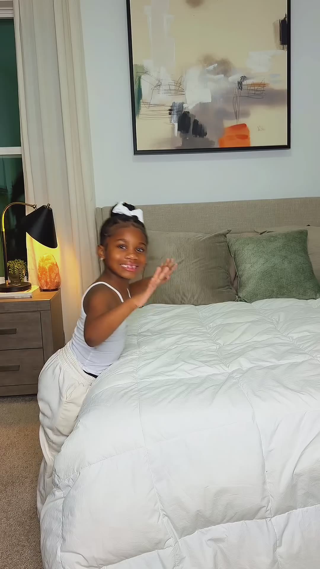 Watching my whole world grow up right before my eyes 🥹🤍 #girlmom #makingmemories