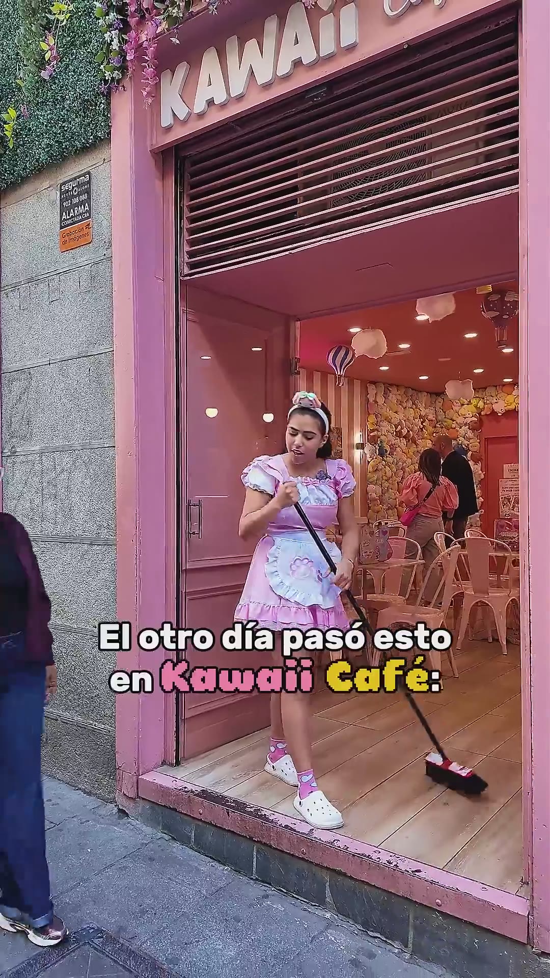 ¡ESTO PASÓ el otro día en KAWAII CAFÉ! 😳 #cute #kawaii #kawaiicafe #maidcafe