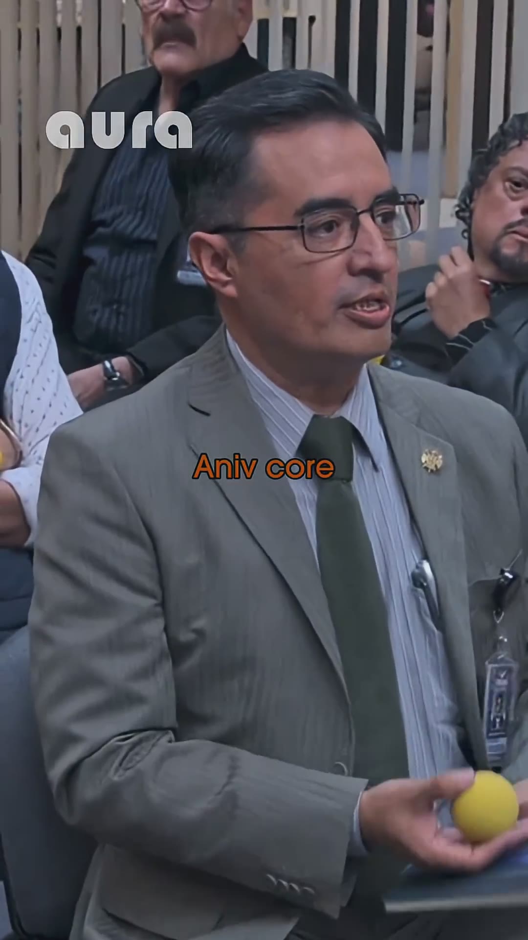 LAS MEJORES FRASES DE ANIV EN LA OFICINA