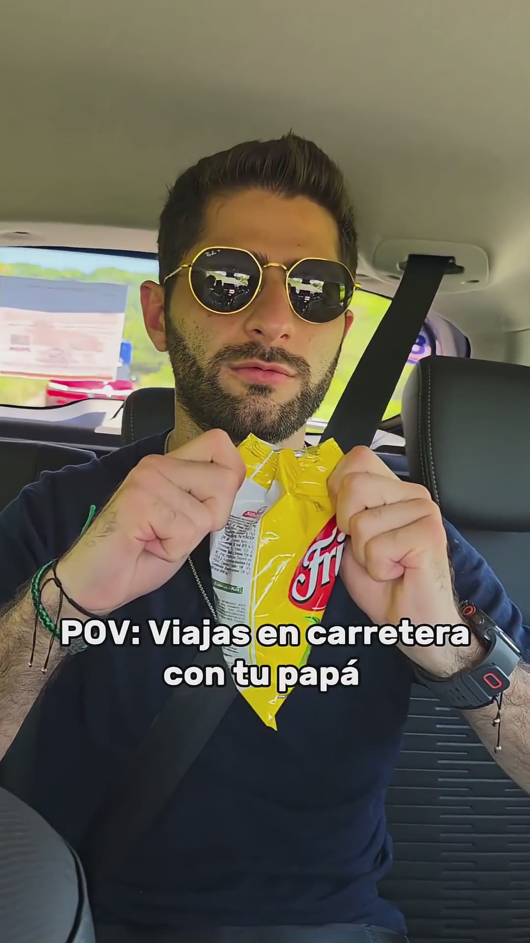 Todos los papás son iguales? 🚙👨🏻 #sisomosgemelos #humor #sketch #familia #risas